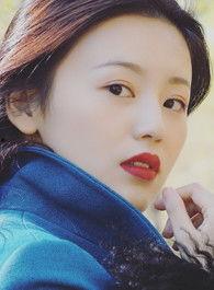 脸上有黑点的网红明星,揭秘网红明星脸上的黑点之谜”