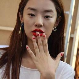 韩国明星指甲油,时尚指甲油大揭秘